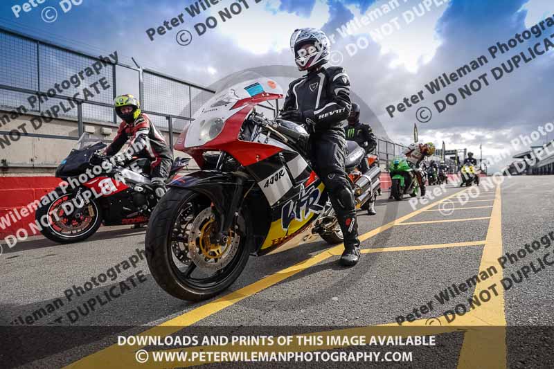 donington no limits trackday;donington park photographs;donington trackday photographs;no limits trackdays;peter wileman photography;trackday digital images;trackday photos